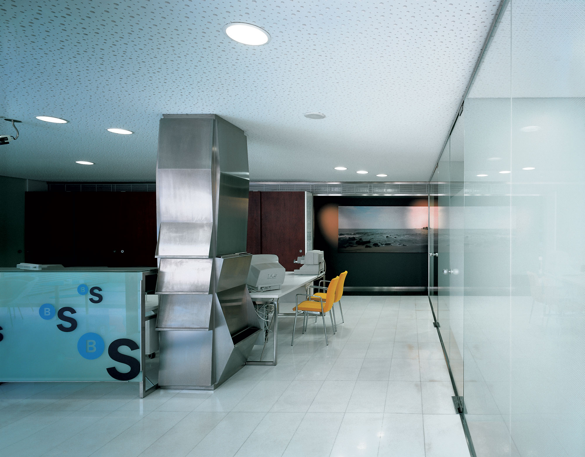 02 bank sabadell office mateo arquitectura