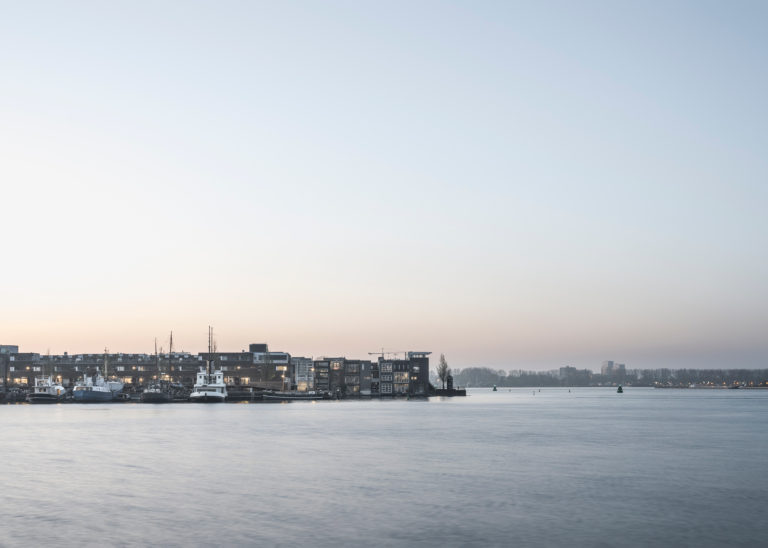 Dwellings on Borneo Island, Amsterdam. Revisited Mateo Arquitectura