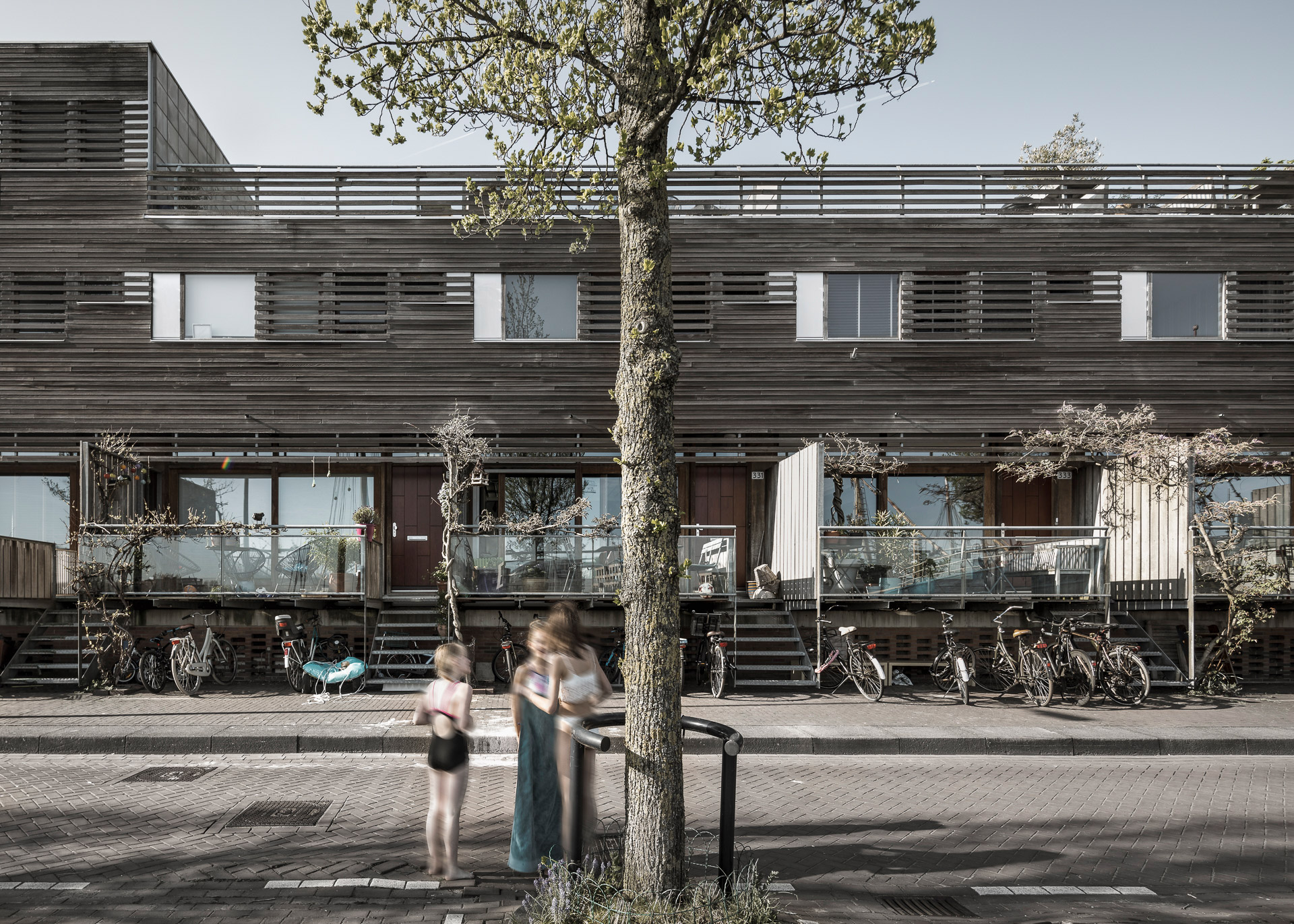 Dwellings on Borneo Island, Amsterdam. Revisited Mateo Arquitectura